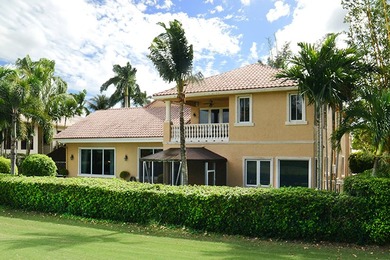 Magnificent Seven bedroom estate home overlooking the 11th - photo 2