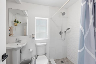 Turnkey furnished 6-bedroom income property in booming Little - photo 15