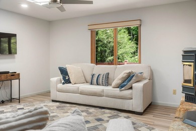 Welcome to your dream home nestled in the breathtaking - photo 16