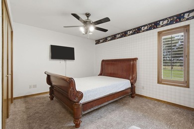 Showcase Custom Built All Brick Home, All on 1 Level, 3 Bedroom - photo 18