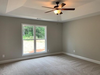 Welcome to this almost-new, beautifully maintained 3-bedroom - photo 18