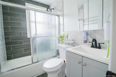 Welcome to this beautifully renovated single-family home located - photo 21