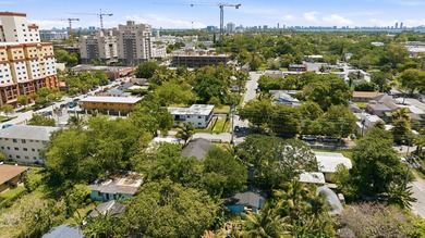 Turnkey furnished 6-bedroom income property in booming Little - photo 25