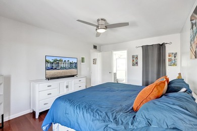 WATERFRONT LIVING WITH EXCEPTIONAL BUYER SAVINGS! Move right - photo 9