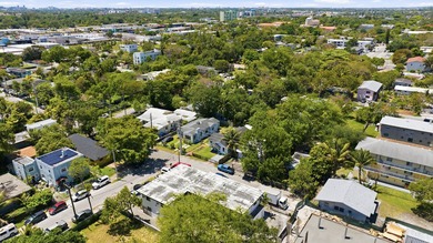 Turnkey furnished 6-bedroom income property in booming Little - photo 30