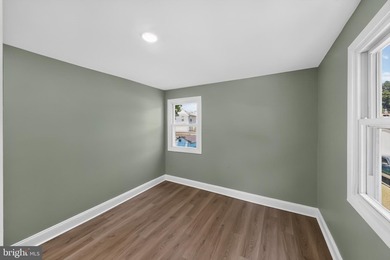 Welcome to Holloway Terrace! A conveniently located community in - photo 30
