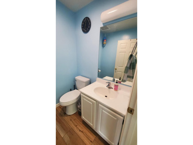 Welcome to Mariner's Landing! This 2bd 2bth home is ready for - photo 8