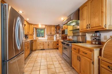 Set on 193 feet of private Bluewater Lake shoreline with - photo 15