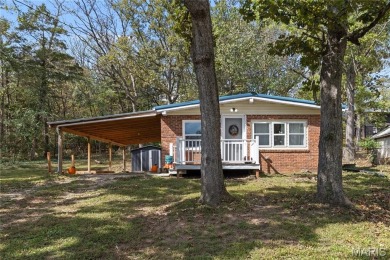 Valle Lake Home For Sale in De Soto Missouri