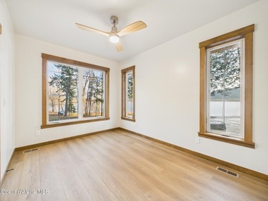 This exceptional new custom lakefront residence offers 3,395 SF - photo 38