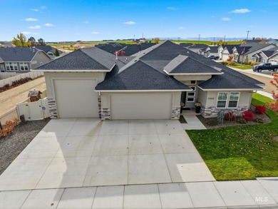 Lake Lowell Home Sale Pending in Caldwell Idaho