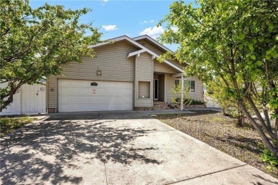 Lake Home For Sale in Clearlake Oaks, California