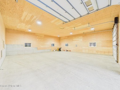 This exceptional new custom lakefront residence offers 3,395 SF - photo 45