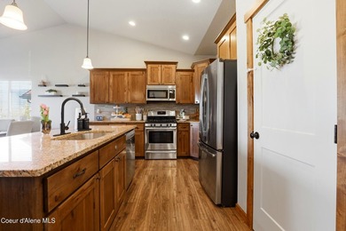 Well-maintained 4-bedroom, 2-bath single-level home located in a - photo 8