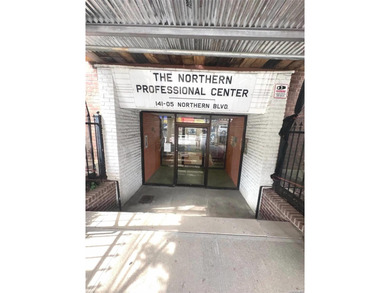 East River Home Sale Pending in Flushing New York