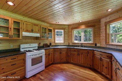 Additional listing photo 2
