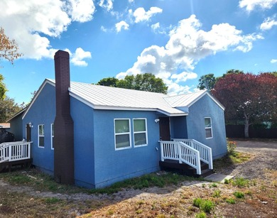 Three Turnkey Units: Perfect for generating rental income with - photo 2