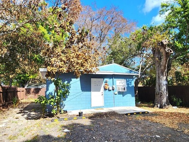 Three Turnkey Units: Perfect for generating rental income with - photo 4