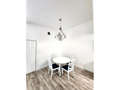 Three Turnkey Units: Perfect for generating rental income with - photo 9
