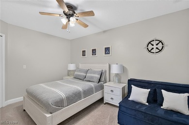 Wake up to breathtaking sunrises and panoramic views of Lake - photo 21