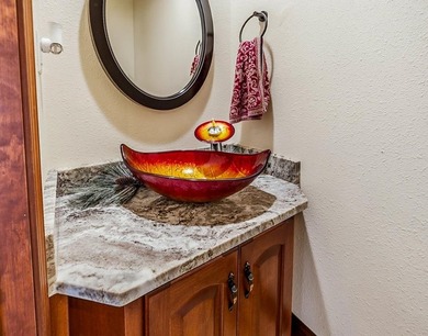 Endless possibilities abound with this beautiful estate on just - photo 24