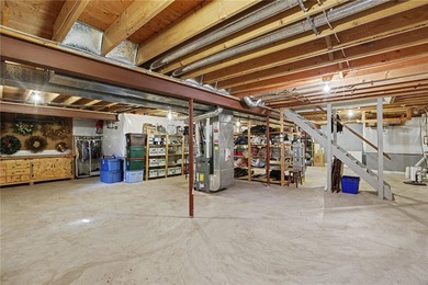 Nestled in the heart of Webster, this impeccably maintained - photo 25
