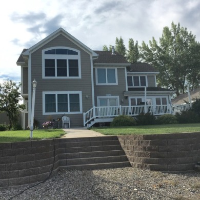 Lake Poinsett Home For Sale in Estelline South Dakota