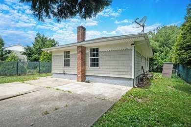 Welcome to 88 Eleanor Avenue, a well-maintained ranch situated - photo 27