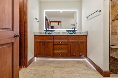 Endless possibilities abound with this beautiful estate on just - photo 27