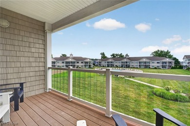 Wake up to breathtaking sunrises and panoramic views of Lake - photo 29