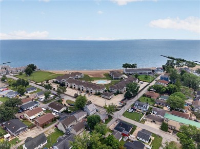 Wake up to breathtaking sunrises and panoramic views of Lake - photo 33