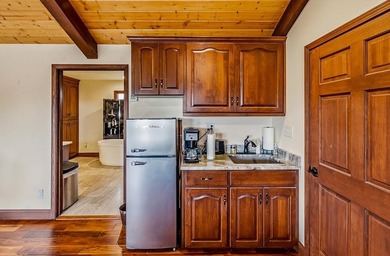 Endless possibilities abound with this beautiful estate on just - photo 37