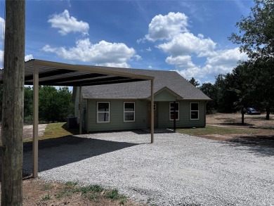 Lake Home Sale Pending in Runaway Bay, Texas