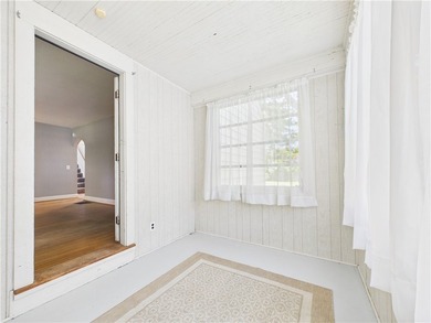 Charming and well maintained 3-bedroom, 2.5-bath Cape Cod - photo 15