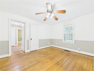 Charming and well maintained 3-bedroom, 2.5-bath Cape Cod - photo 16
