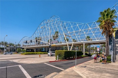 Garage Parking, AC, in unit Washer and Dryer! - Experience the - photo 26