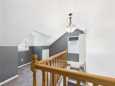 Charming and well maintained 3-bedroom, 2.5-bath Cape Cod - photo 28