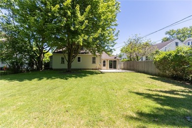 Charming and well maintained 3-bedroom, 2.5-bath Cape Cod - photo 50