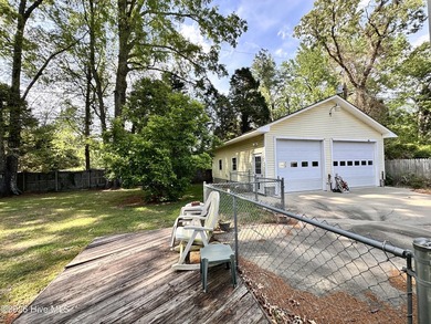 Single-level living in the desirable Pamlico Village - photo 9