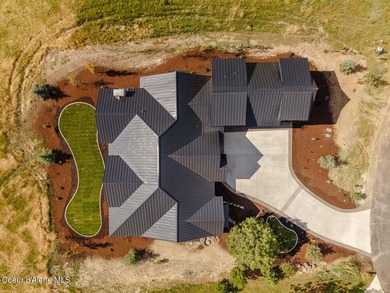 MODERN CRAFTSMAN ESTATE IN PRESTIGIOUS BLACK ROCK Set within the - photo 4