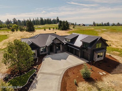 MODERN CRAFTSMAN ESTATE IN PRESTIGIOUS BLACK ROCK Set within the - photo 5