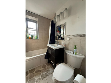 Luxury Living at Fairview - Spacious 2-Bedroom, 2-Bath Coop in - photo 12