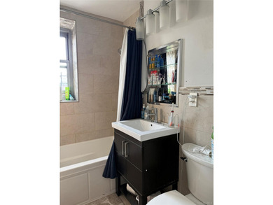 Luxury Living at Fairview - Spacious 2-Bedroom, 2-Bath Coop in - photo 13