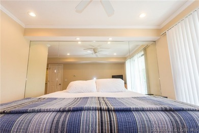 Welcome to this beautifully updated 1-bedroom lakefront end-unit - photo 40
