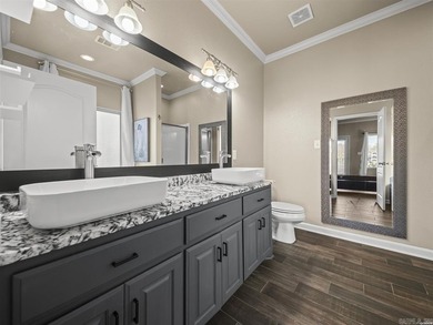 Move-in ready lakefront condo in Hot Springs Arkansas on Lake - photo 40
