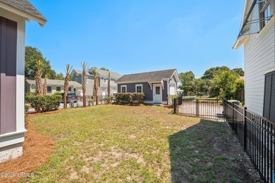 Welcome to the heart of Beaufort's Historic District in the - photo 42