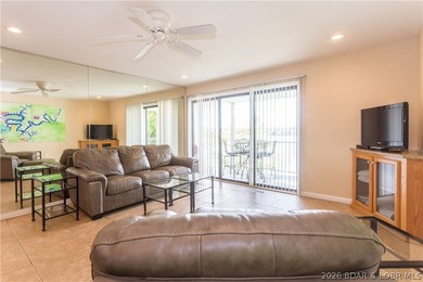 Welcome to this beautifully updated 1-bedroom lakefront end-unit - photo 48