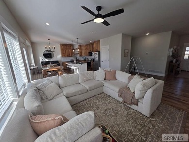 Enjoy the space and quiet of Pinebrook Estates while staying - photo 12