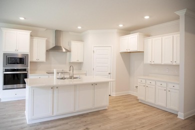 Welcome to 56 Secluded Circle in Freeport, where space, comfort - photo 16