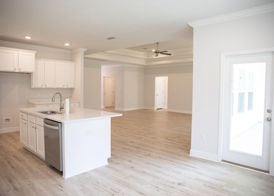 Welcome to 56 Secluded Circle in Freeport, where space, comfort - photo 18